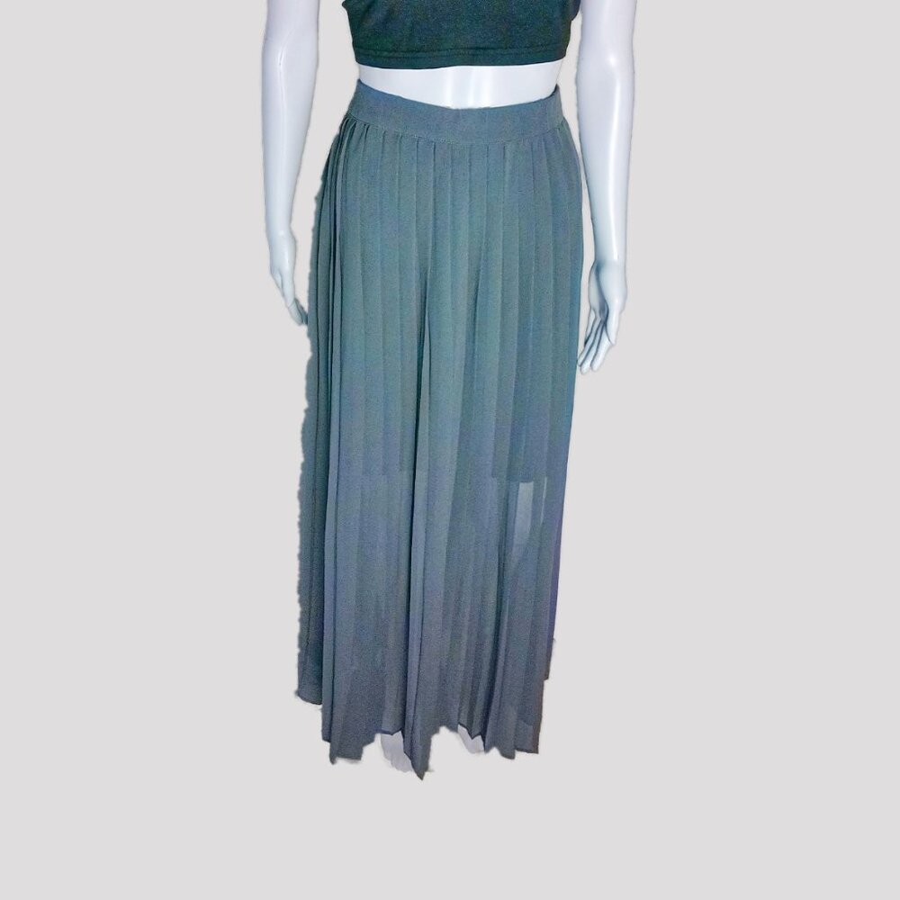 BCBGMAXAZRIA Grey Vintage Sheer Flowy Pleated Large Skirt